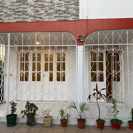 Chez Marc Les Abymes Exterior foto